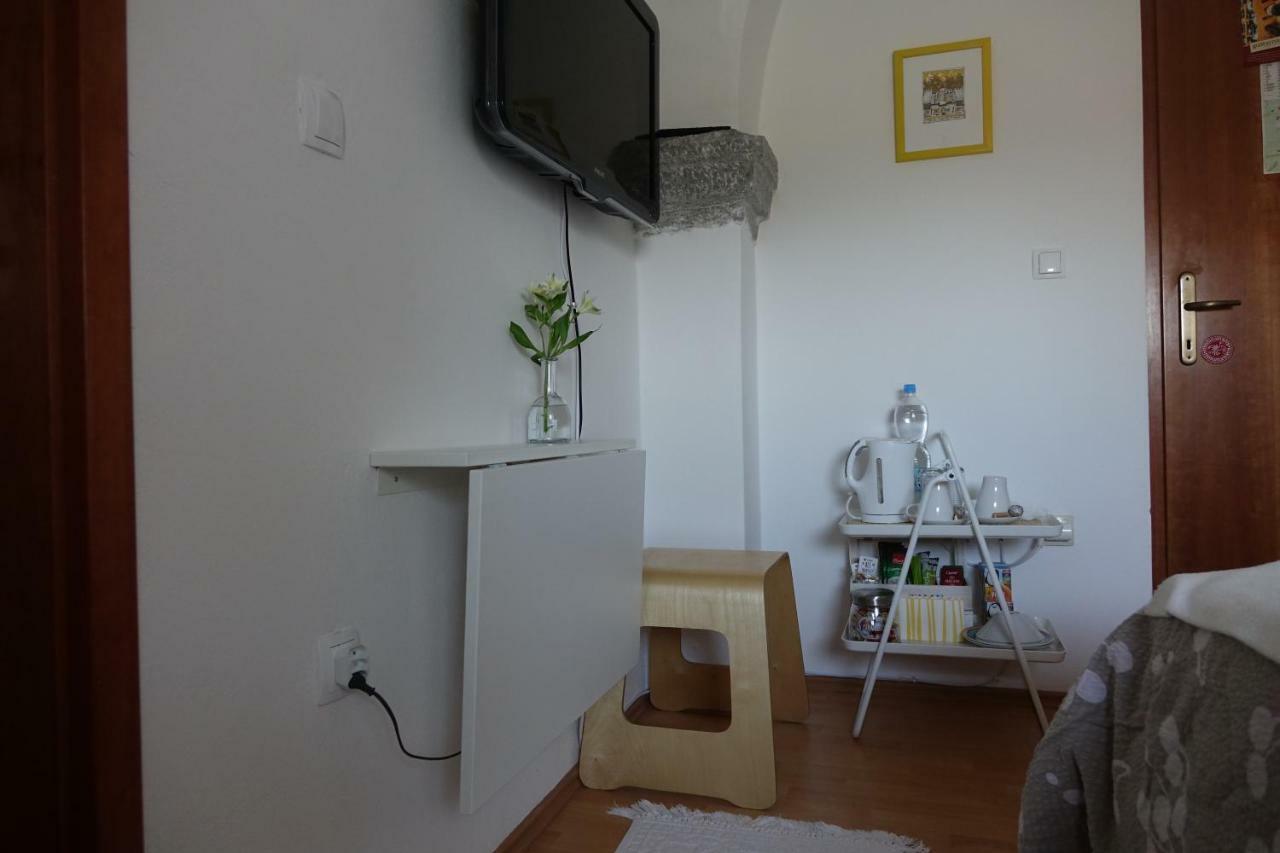 City Center Blue Sky House Postojna Bagian luar foto